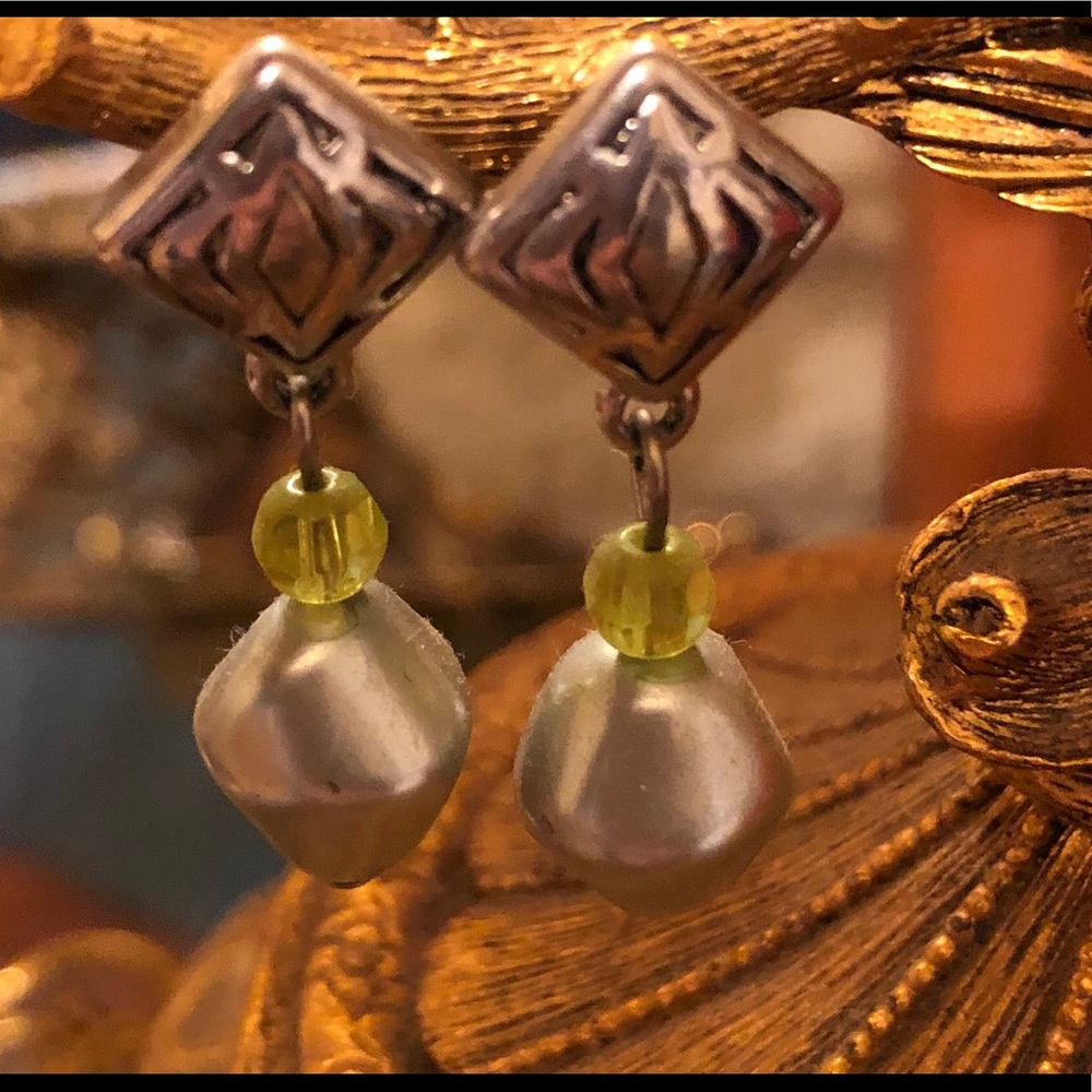 Silver pierced earrings